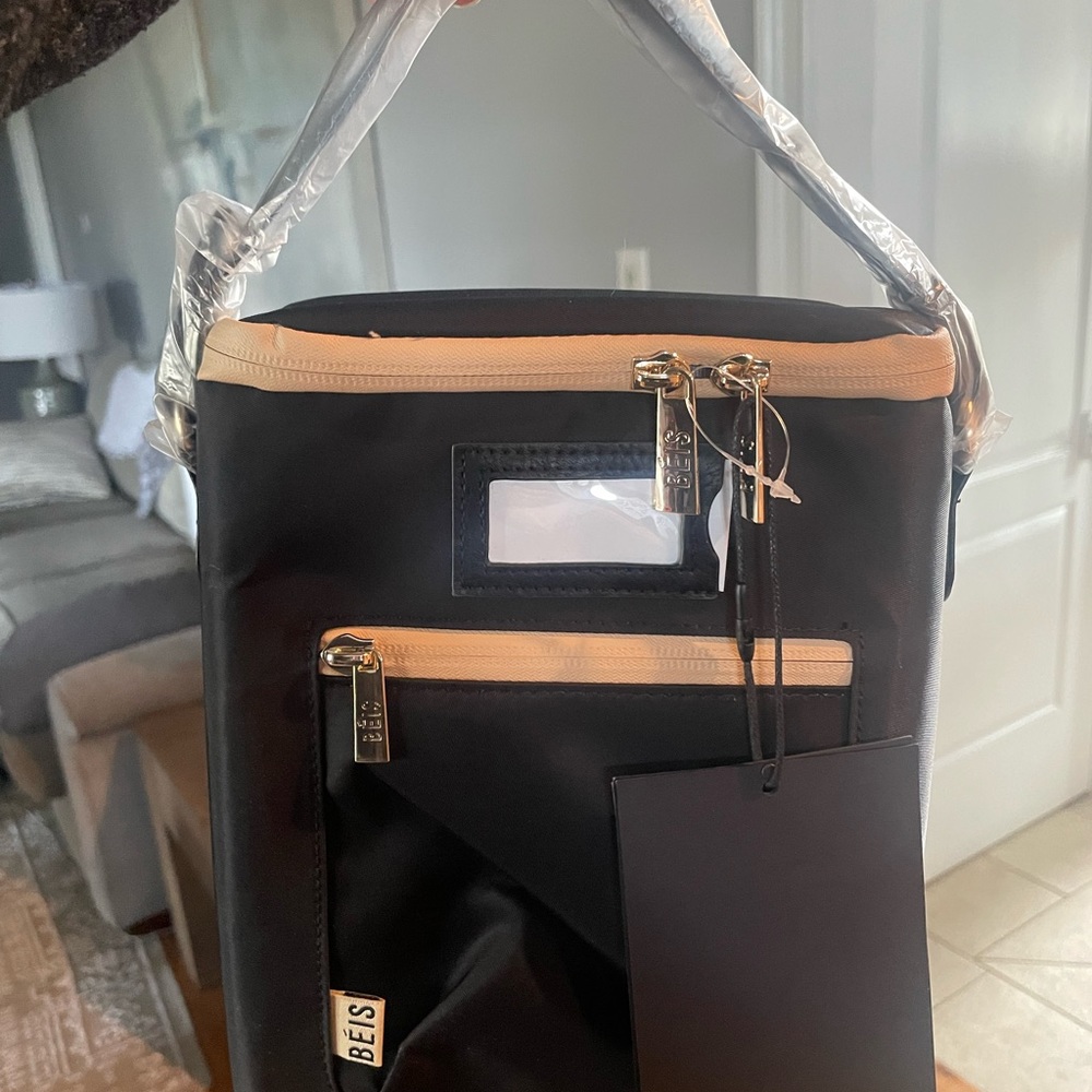 Beis Bottler bag / cooler - new with tags